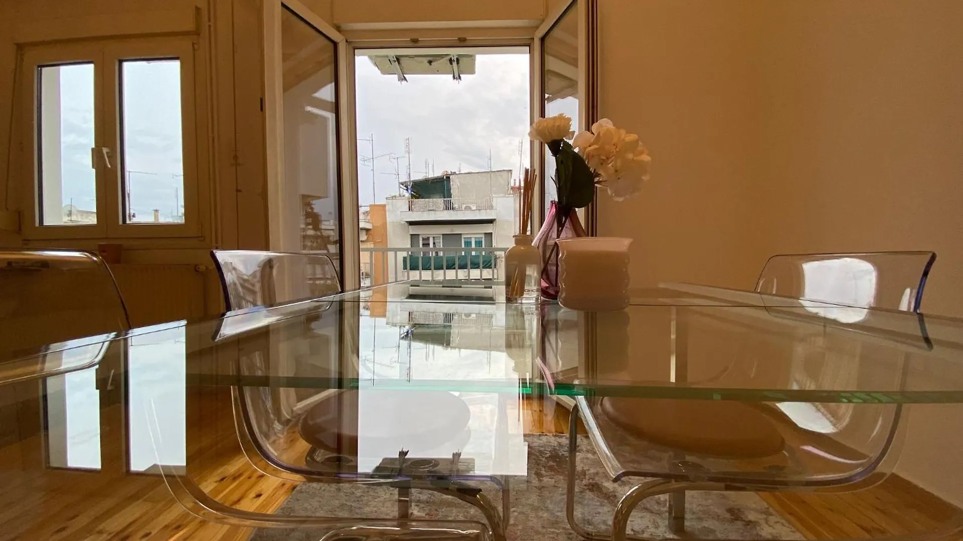 Modern, Centrally Located Apartment Thessaloniki